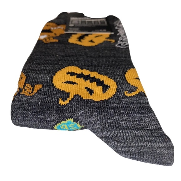 Scooby-Doo Crew Socks 1Pair Men 8-12 Gray Halloween Pumpkin Where Are You Shaggy - Picture 10 of 10